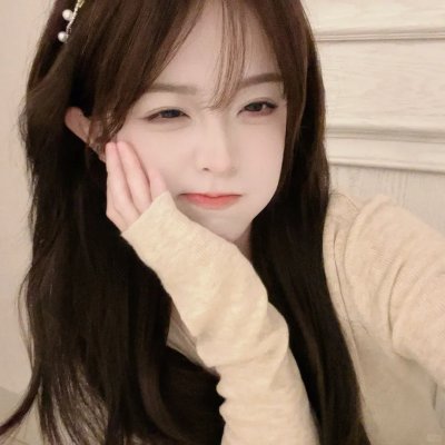 乳房与月亮